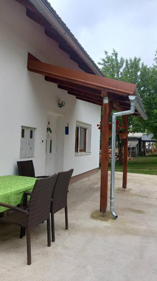 Keti Apartamento Plaški Exterior foto