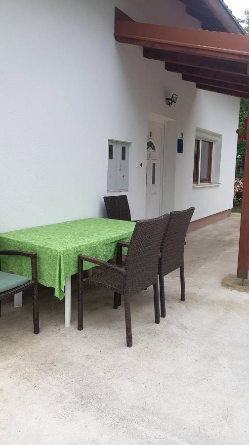Keti Apartamento Plaški Exterior foto